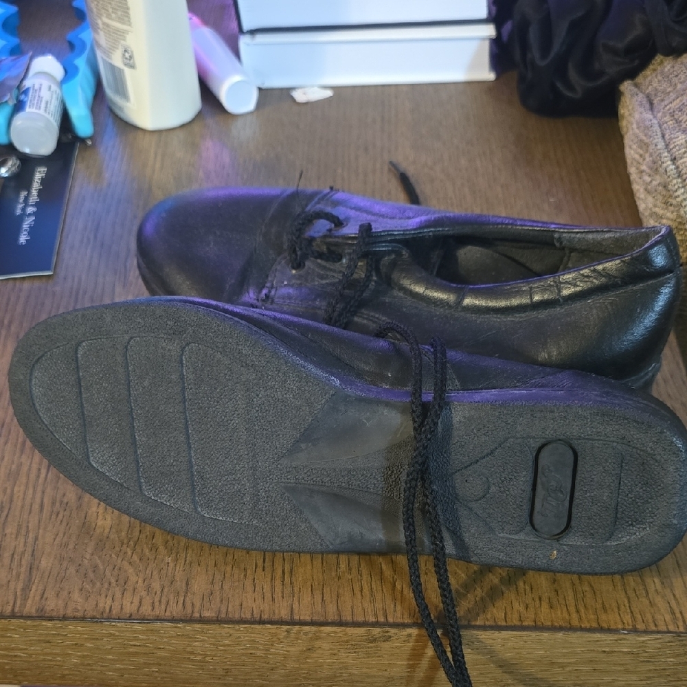 Softspots Women's Black Lace-Up Shoes - Picture 3 of 6